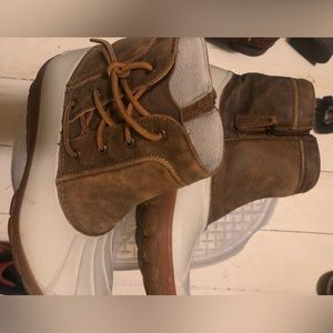 Sperry rain boots